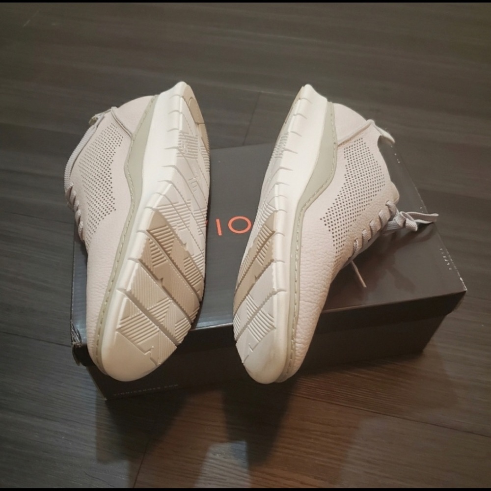 NEW Vionic Joey Sneakers - Light Grey Nubuck - Picture 6 of 8